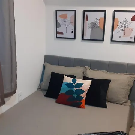 Suite For Family Ao Lado Da Praca Principal Domingos Martins Exterior photo